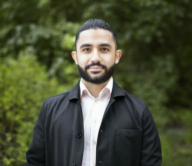 Daniel Riazat